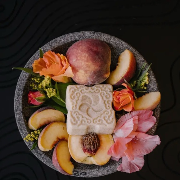 New Viori Peach Hibiscus Solid Sugar Scrub Bar |Natural, Vegan, Highly Fragrant - Picture 5 of 9